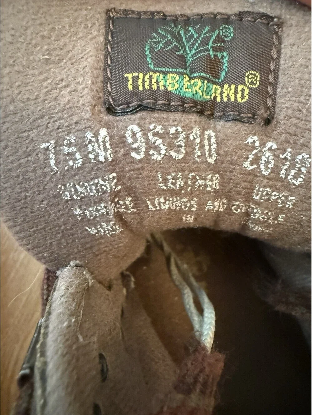 Timberland Brown Leather Hiking Trail Boots Womens Size 7.5 M (DAMAGED LACE)